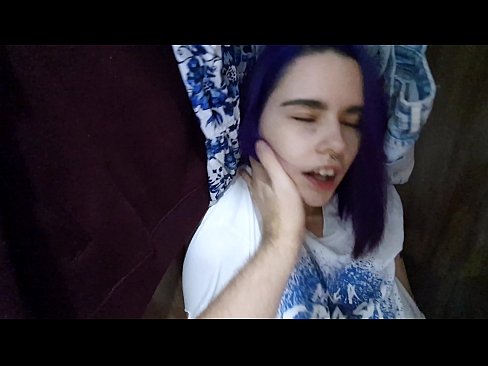 ❤️ Znalazłem moją siostrę w szafie i pomogłem jej dojść ❤❌ Just porn at us